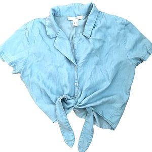 50’s style button down with front tie.